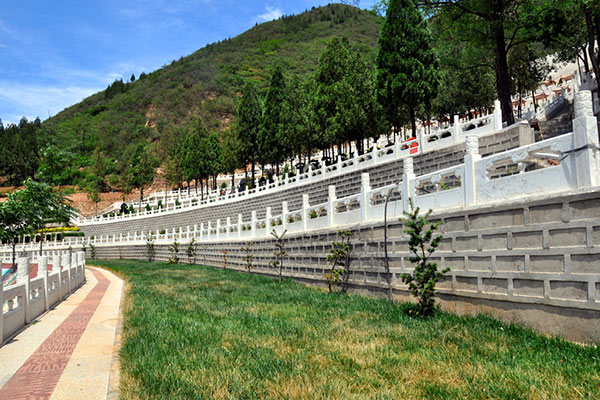 北京墓地的价格走势如何 北京墓地可以做定制吗
